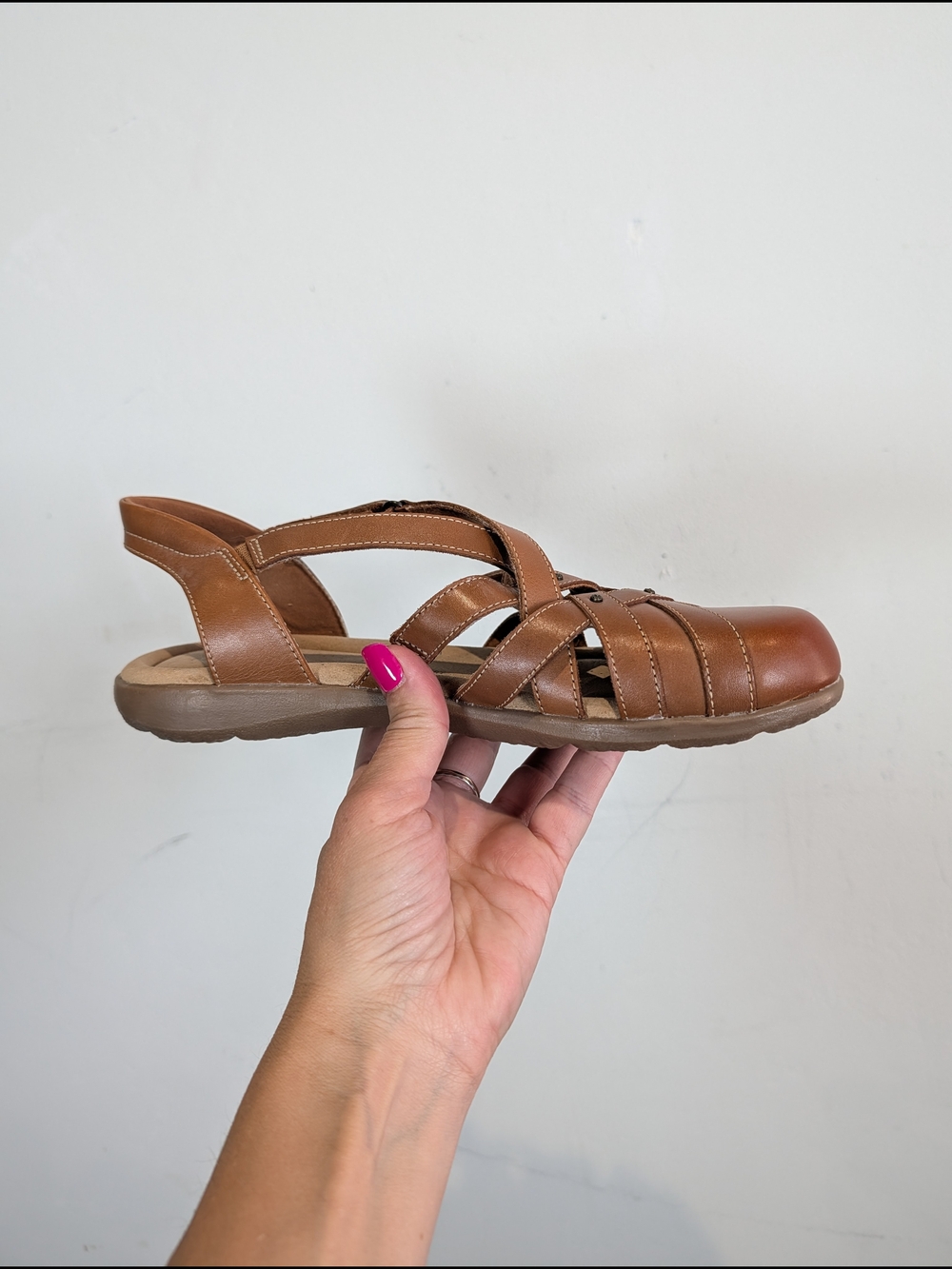 Clarks Elizabelle Sea Sandals, Size 8 - Picture 3 of 6